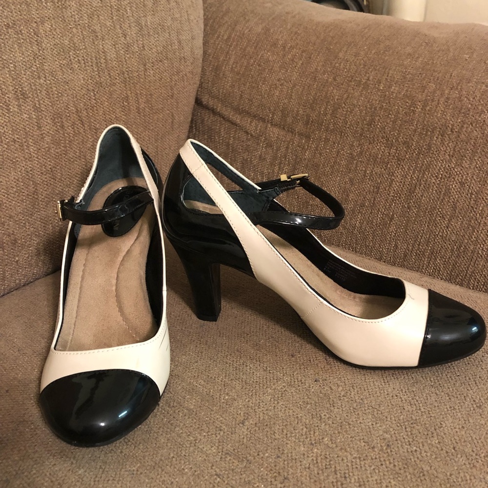 Saddle-Shoe Heels